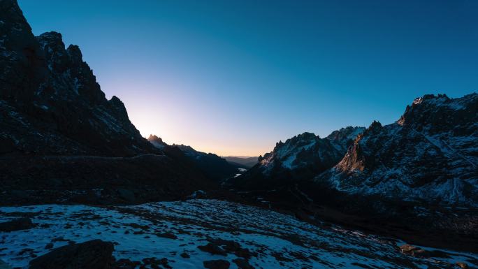 雪山日出延时