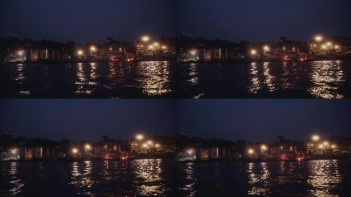 晚上的瓦拉纳西和恒河