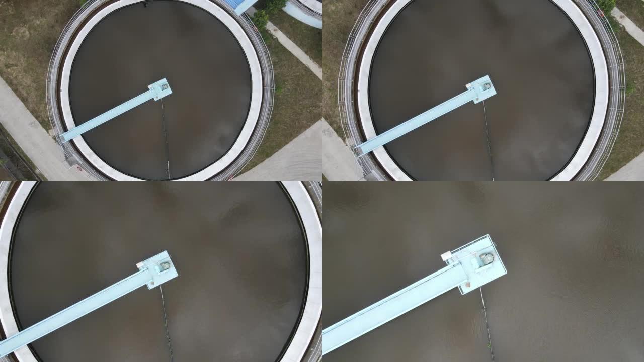 污水处理厂圆形清洁水箱鸟瞰图
