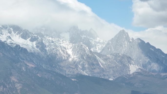 丽江玉龙雪山航拍