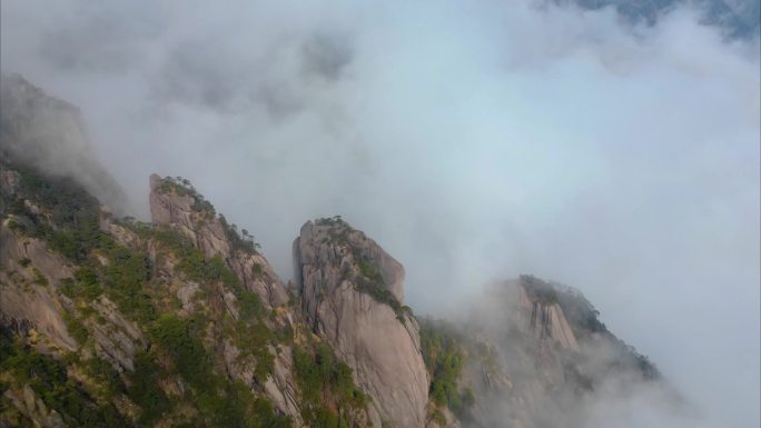 安徽黄山风景区云海航拍延时风景视频素材