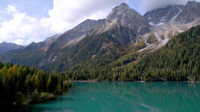 南蒂罗尔州的Antholzer湖See (Lago di Anterselva)