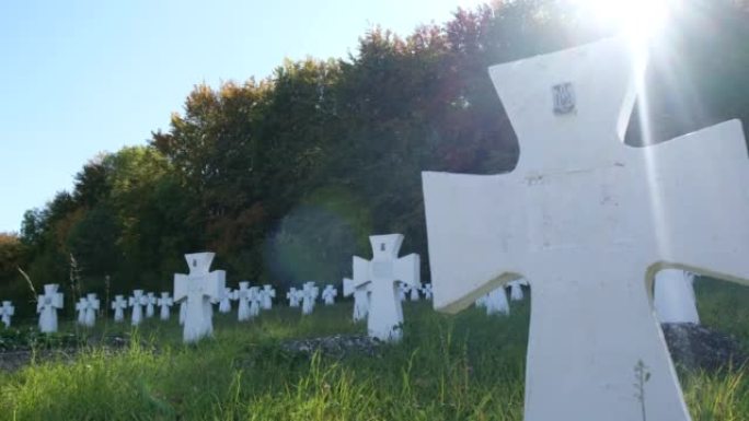 二战士兵的白色十字架墓地。高质量4k视频。