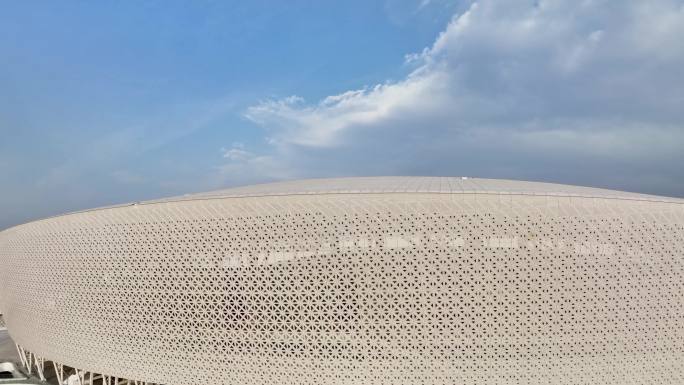 洛阳奥林匹克运动中心场馆现代建筑蓝天白云
