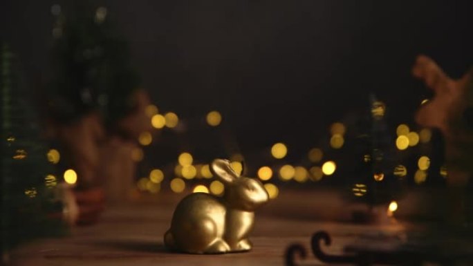 蜡烛以兔子的形式燃烧，象征2023年