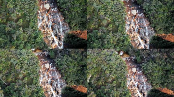 大角度视频在悉尼温特沃斯瀑布的一个巨大的级联瀑布上平移