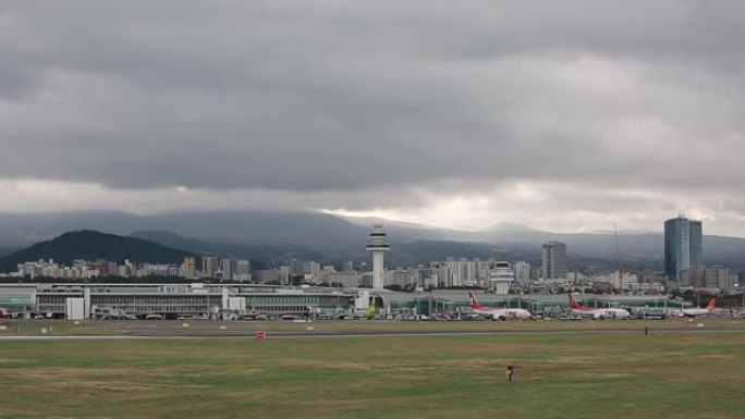 繁忙的济州国际机场