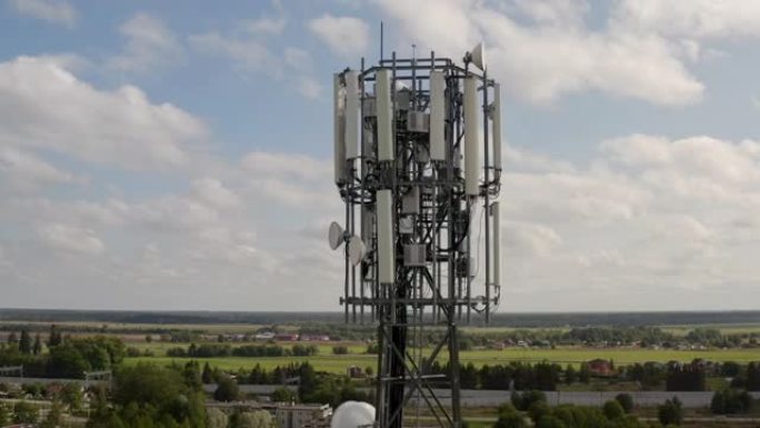 电信塔天线和卫星传输蜂窝5g和4g移动信号的信号