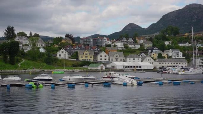 挪威港口的风景欧洲小镇旅游