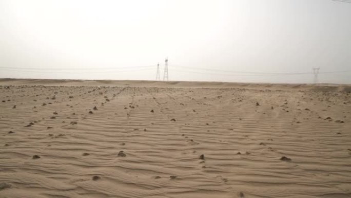 沙漠地区的狂风沙漠丘陵干涸