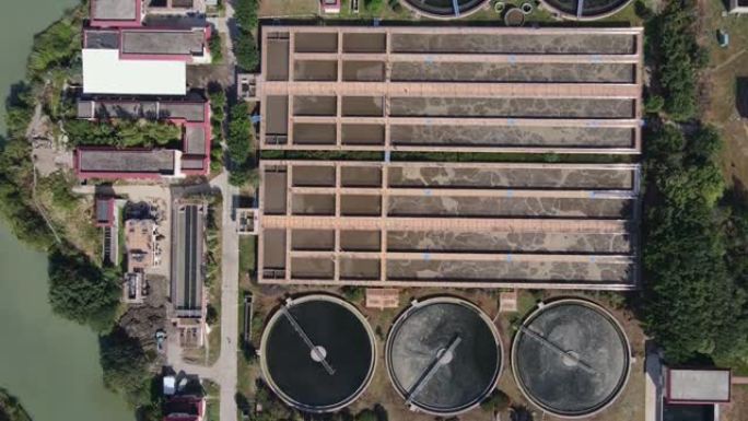 污水处理厂圆形污水池鸟瞰图