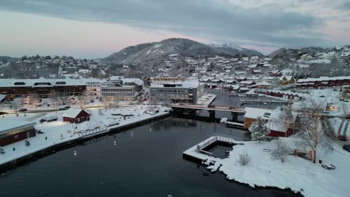 奥索罗，bj ø rnafjorden在冬天。挪威。
