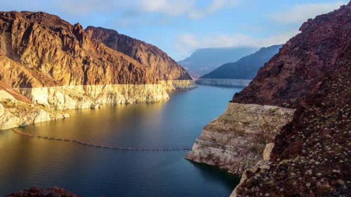 2022年时间流逝，胡佛大坝创纪录的低水位