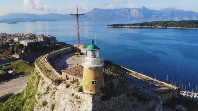 科孚岛的威尼斯老堡垒，Palaio fraurio，Kerkyra老城，希腊，爱奥尼亚海群岛，灯塔，