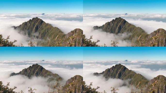 在越南老街Sapa Hoang Lien Son山脉的最高印度支那最高的印度支那山顶上，雾移动和覆盖