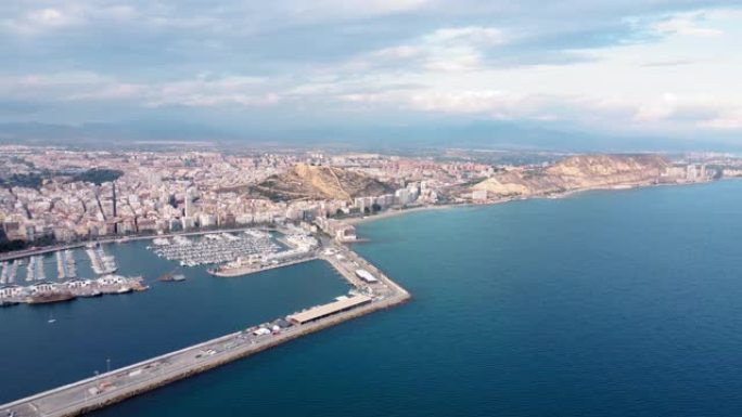 阿利坎特-西班牙。阿利坎特码头的城市全景鸟瞰图