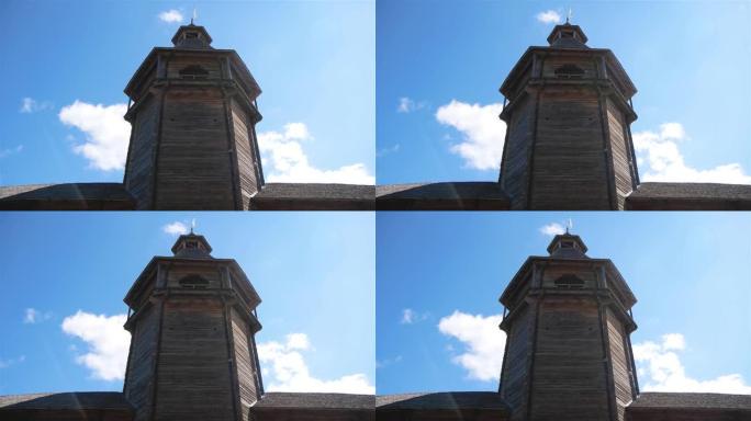旧东斯拉夫防御工事的木制watch望塔 (乌克兰巴图林城堡)