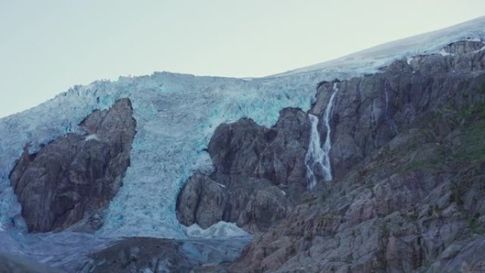 挪威的Jostedalsbreen冰川
