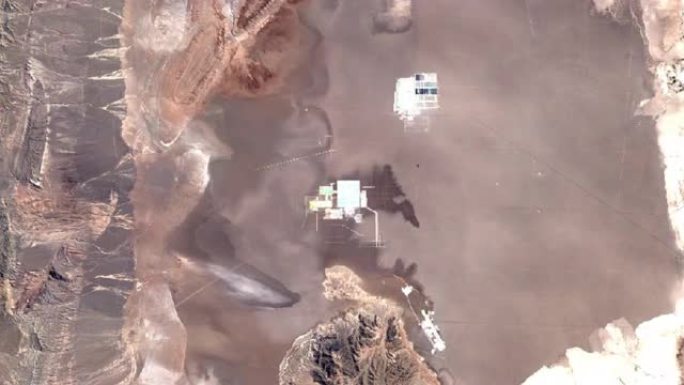 智利萨拉德阿塔卡马的延时发展基础设施工业锂开采，卫星视图1984年和2020。