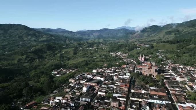 Jerico Antioquia部门麦德林哥伦比亚山区咖啡谷镇，大教堂老教堂和拉丁美洲氛围