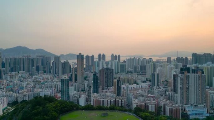 香港岛和九龙的2022年5月10日全景