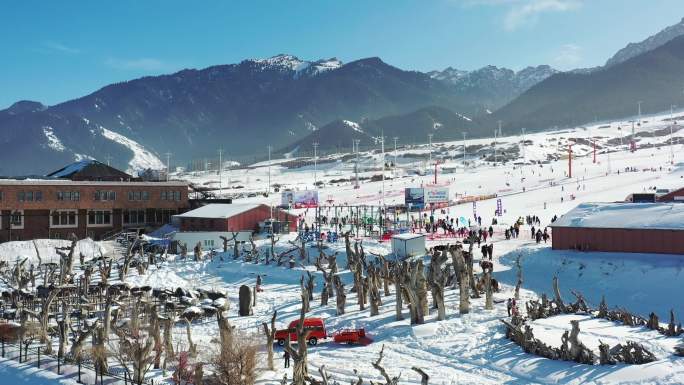 丝绸之路国际滑雪场