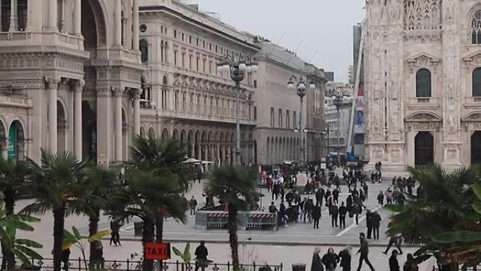 主教座堂广场与人和游客的4k延时