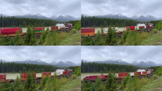 秋天，火车经过加拿大加拿大落基山脉班夫国家公园Bow Valley著名的Morant曲线。
