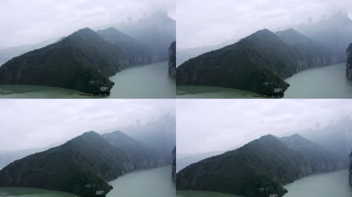 重庆奉节瞿塘峡的全景