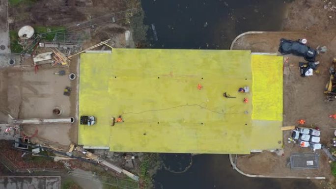 河上桥梁修复建筑工程，架空