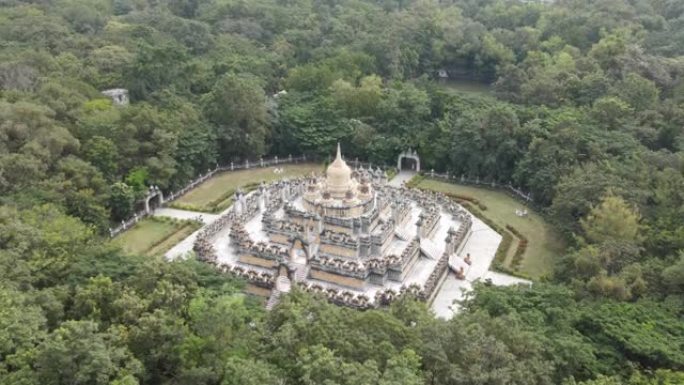 Sri Maha Chai Mongkol寺的鸟瞰图