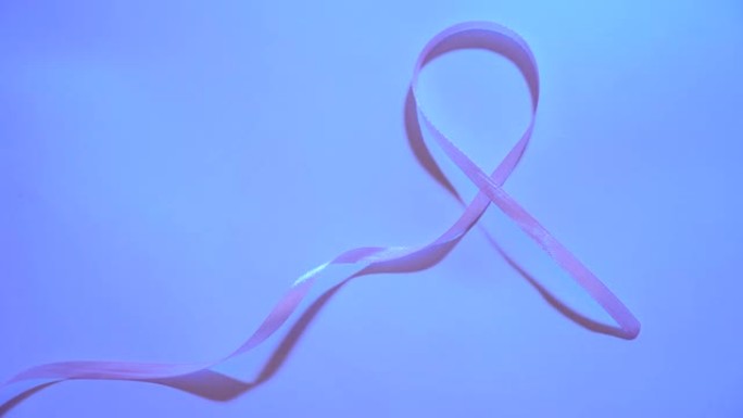 女性乳腺癌，符号粉红丝带