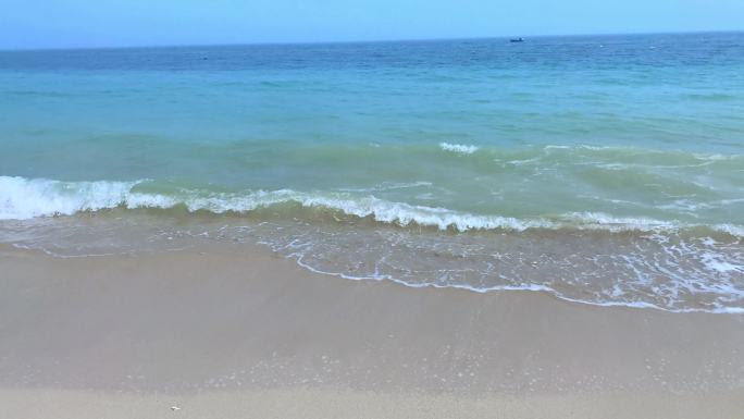 贝壳沙滩玻璃海