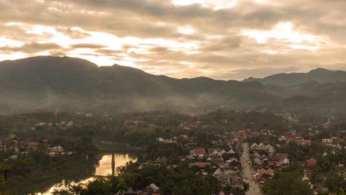 老挝琅勃拉邦日出时鸟瞰图的时间流逝