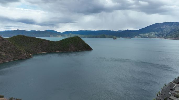 航拍丽江泸沽湖