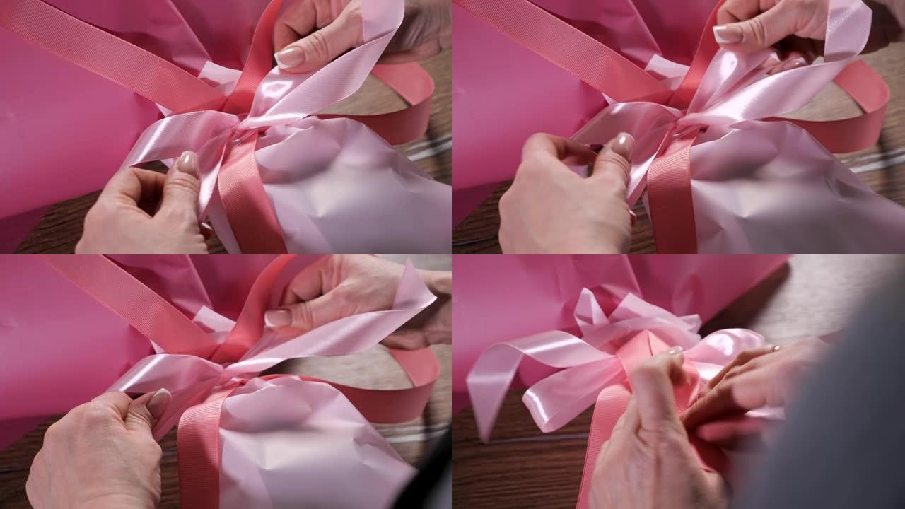 花店里的花店用粉红丝带联系花束