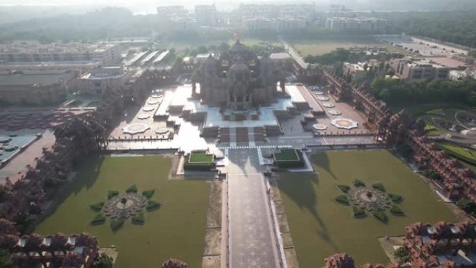无人机拍摄的新德里阿克沙德姆寺是印度最大的印度教寺庙之一