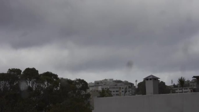 摩洛哥丹吉尔的雨天。