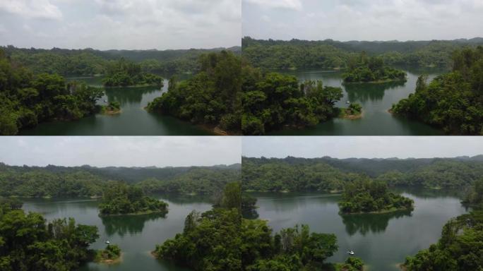 无人机拍摄了山溪中一个美丽的湖泊