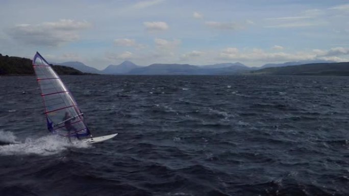 苏格兰穆尔之声风帆冲浪绝对令人惊叹的快速一面
