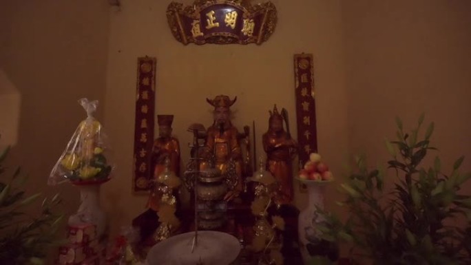 越南河内蔡泉苏佛寺佛教神像的镜头