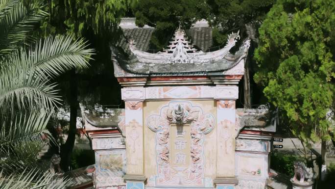 重庆奉节瞿塘峡上的白帝庙