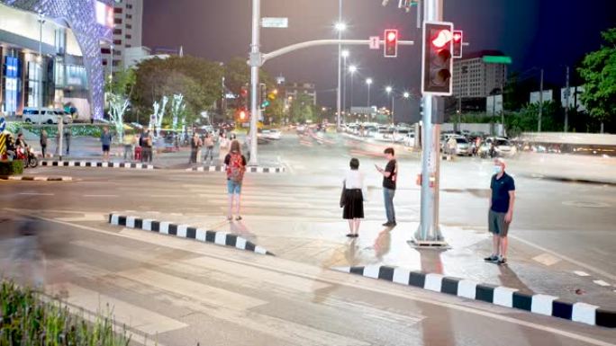 夜间公路/泰国清迈。