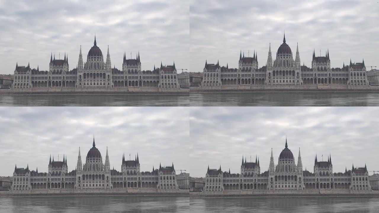 多瑙河边的布达佩斯匈牙利国会大厦冬季城市景观旅游目的地美丽的建筑