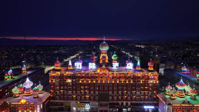 边城雪夜欧式建筑灯光夜景