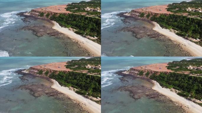 淘到巴西著名的悬崖琵琶查帕道。
无人机4k，巴西琵琶海滩。
空中自然旅行。