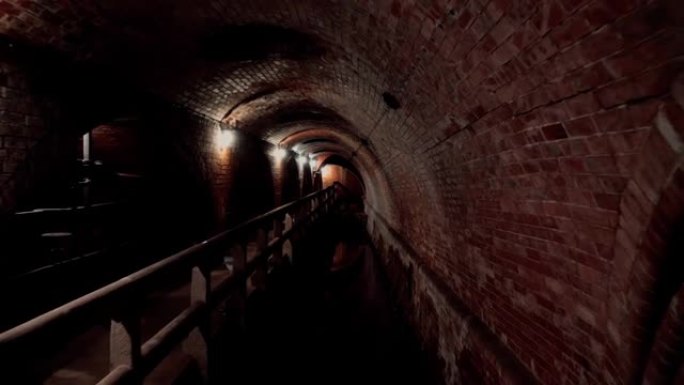 19世纪地下旧污水处理厂tunel
