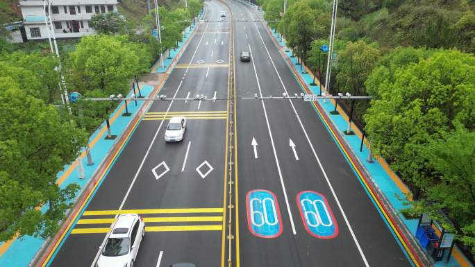 示范道路  特色道路   柏油路