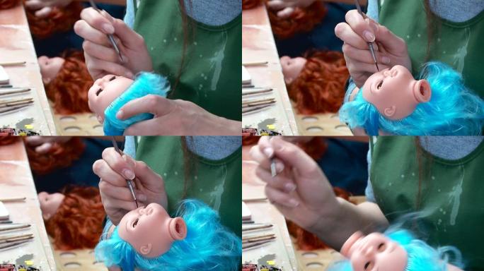 玩具厂生产娃娃接发和毛坯着色