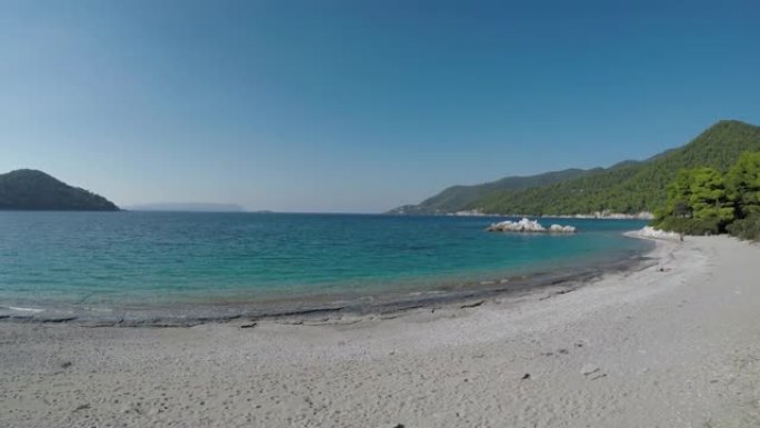希腊斯科普洛斯岛的米利亚海滩